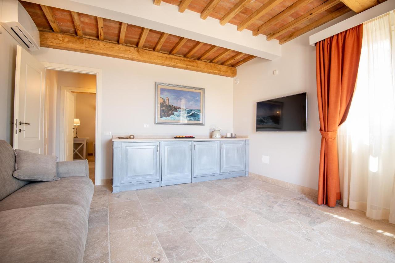 Relais Dei Molini Panzió Castagneto Carducci Kültér fotó